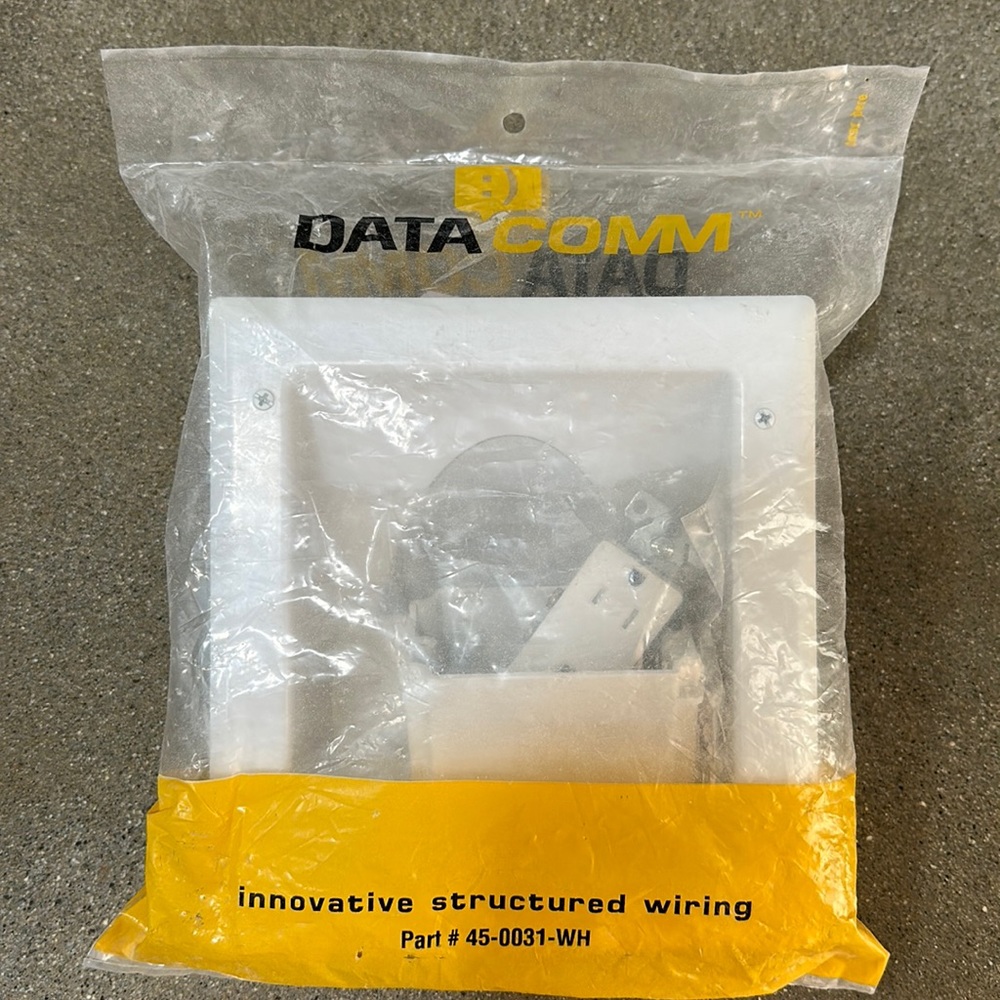 Low Voltage Media Plate